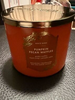 White Barn Pumpkin Pecan Waffles 3-Wick Candle Fall Scent